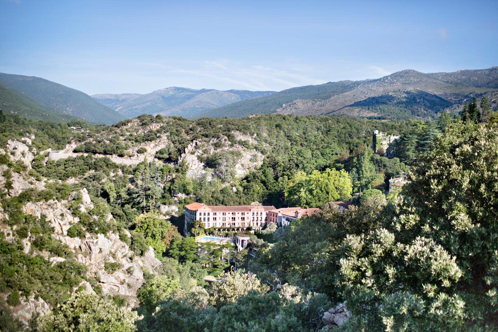 Le Grand Hôtel Moltig les Bains Exterior foto