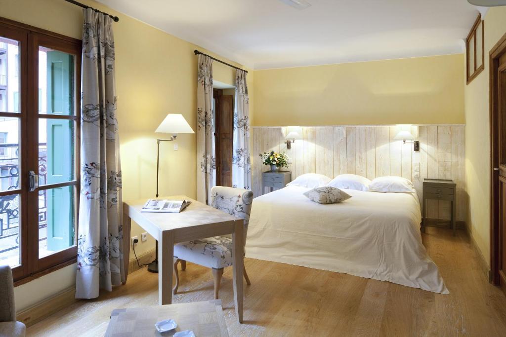 Le Grand Hôtel Moltig les Bains Zimmer foto