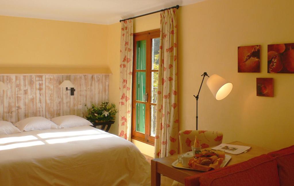 Le Grand Hôtel Moltig les Bains Zimmer foto